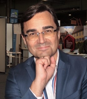 <strong><strong><strong><strong>Franck Leducq</strong></strong></strong></strong>